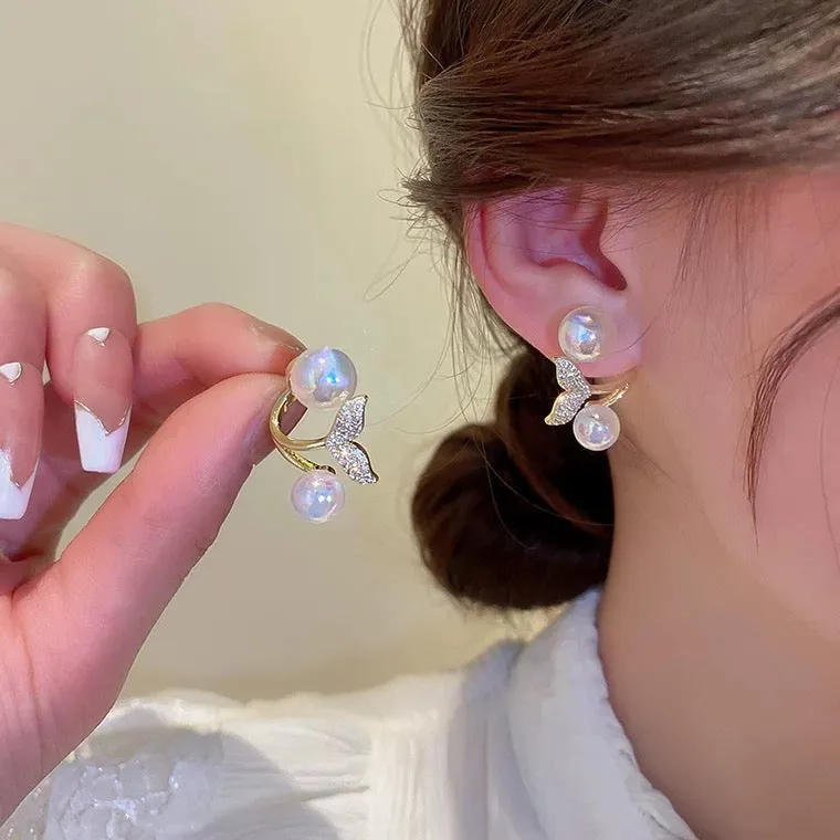 Mermaid Tail Pearl Earrings