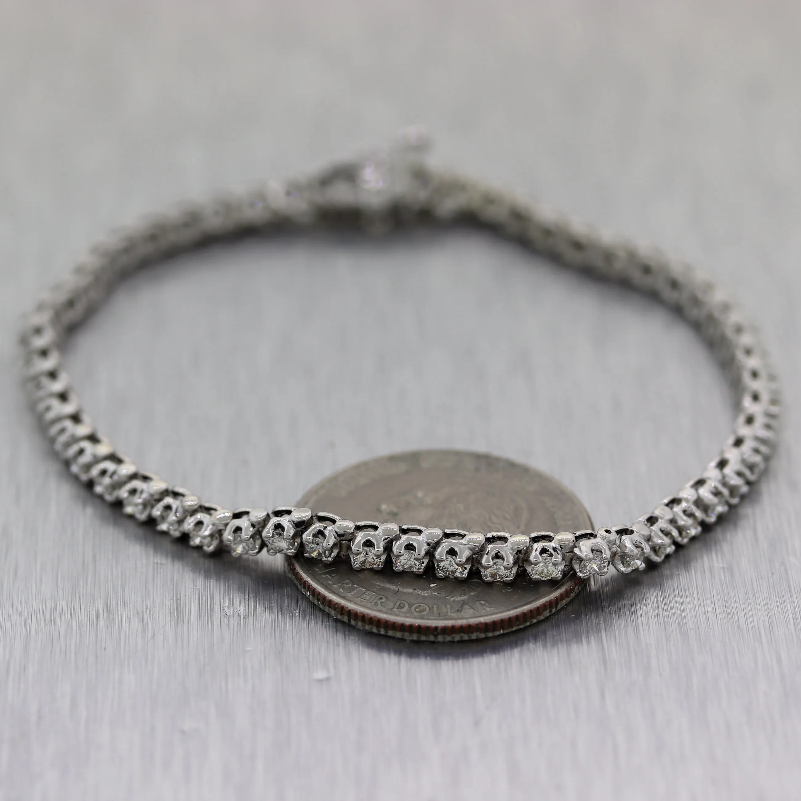 Modern 14k White Gold 2ctw Diamond Tennis Bracelet