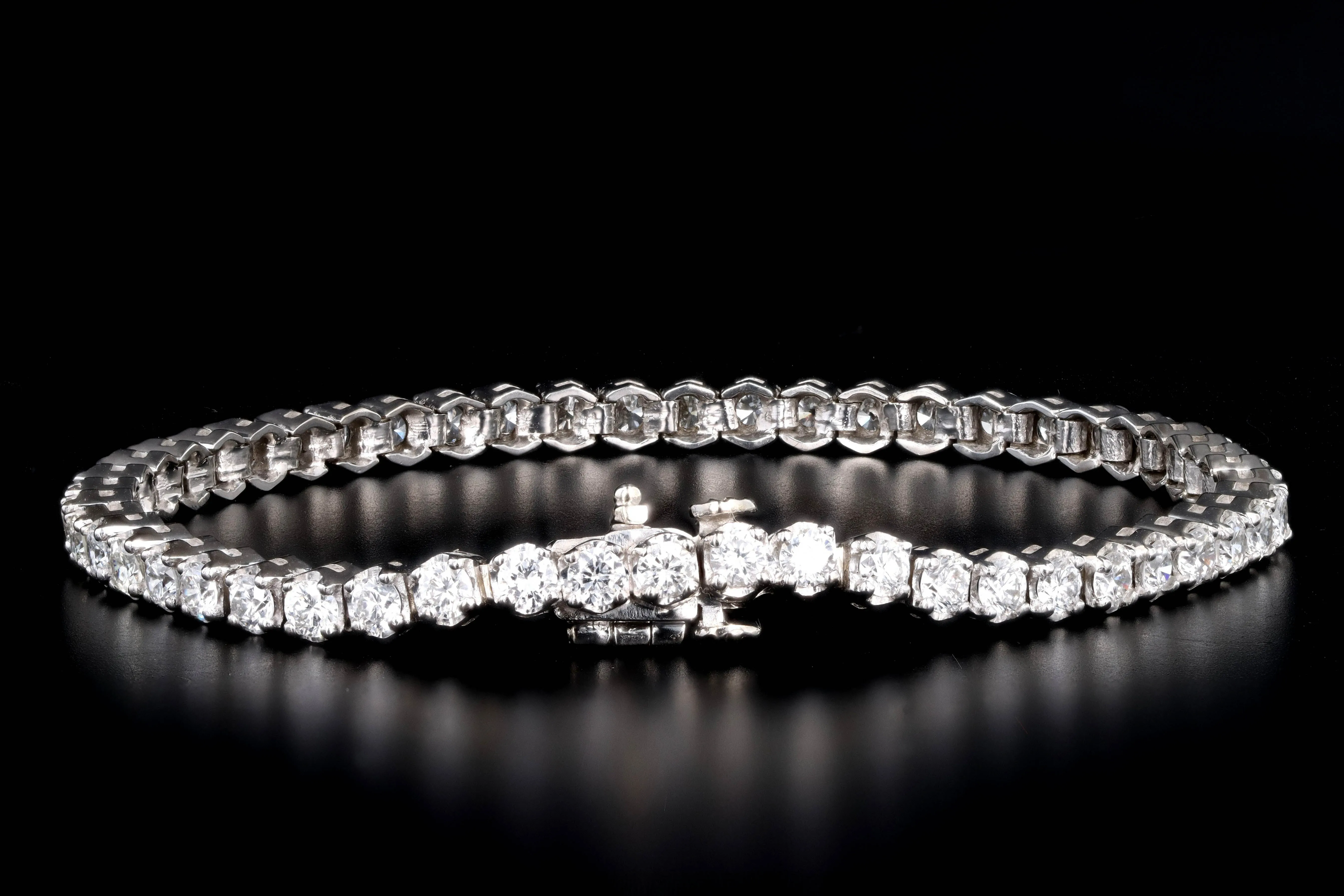 Modern 14K White Gold 5.2 Carat Round Brilliant Cut Diamond Tennis Bracelet