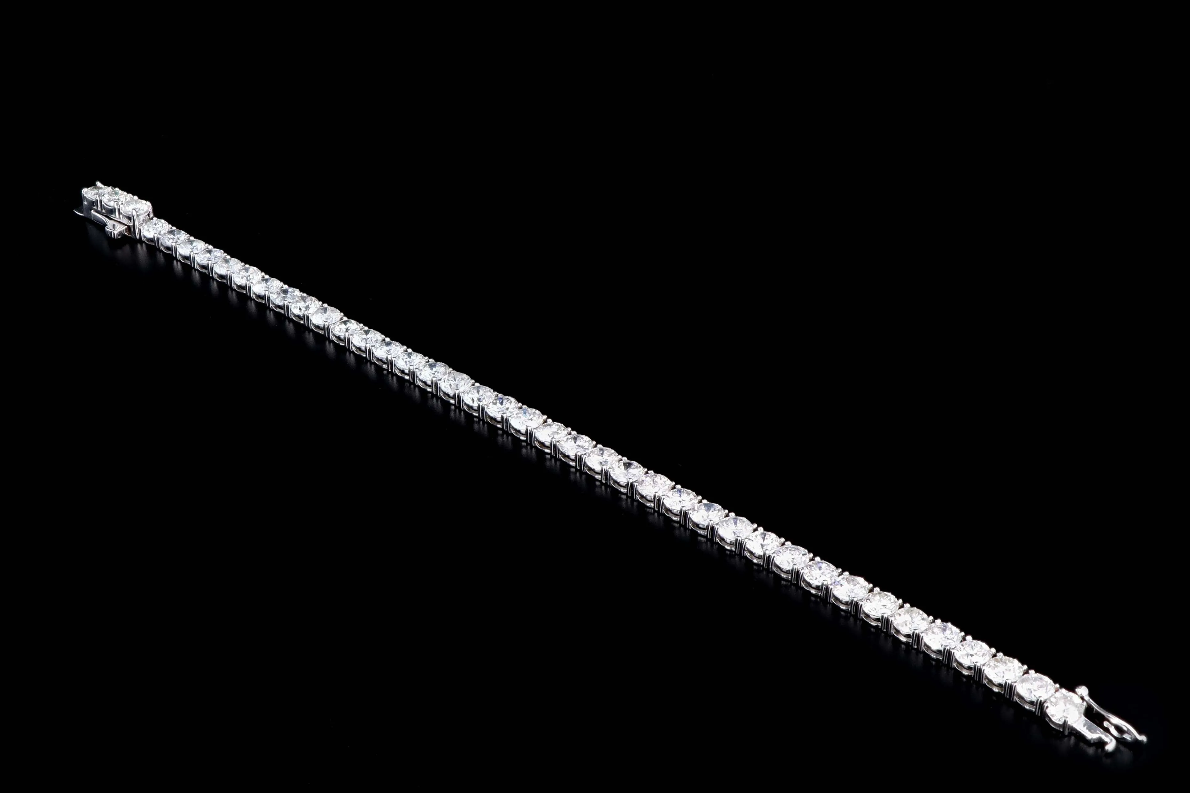 New 14K White Gold 13.52 Carat Round Brilliant Cut Diamond Tennis Bracelet