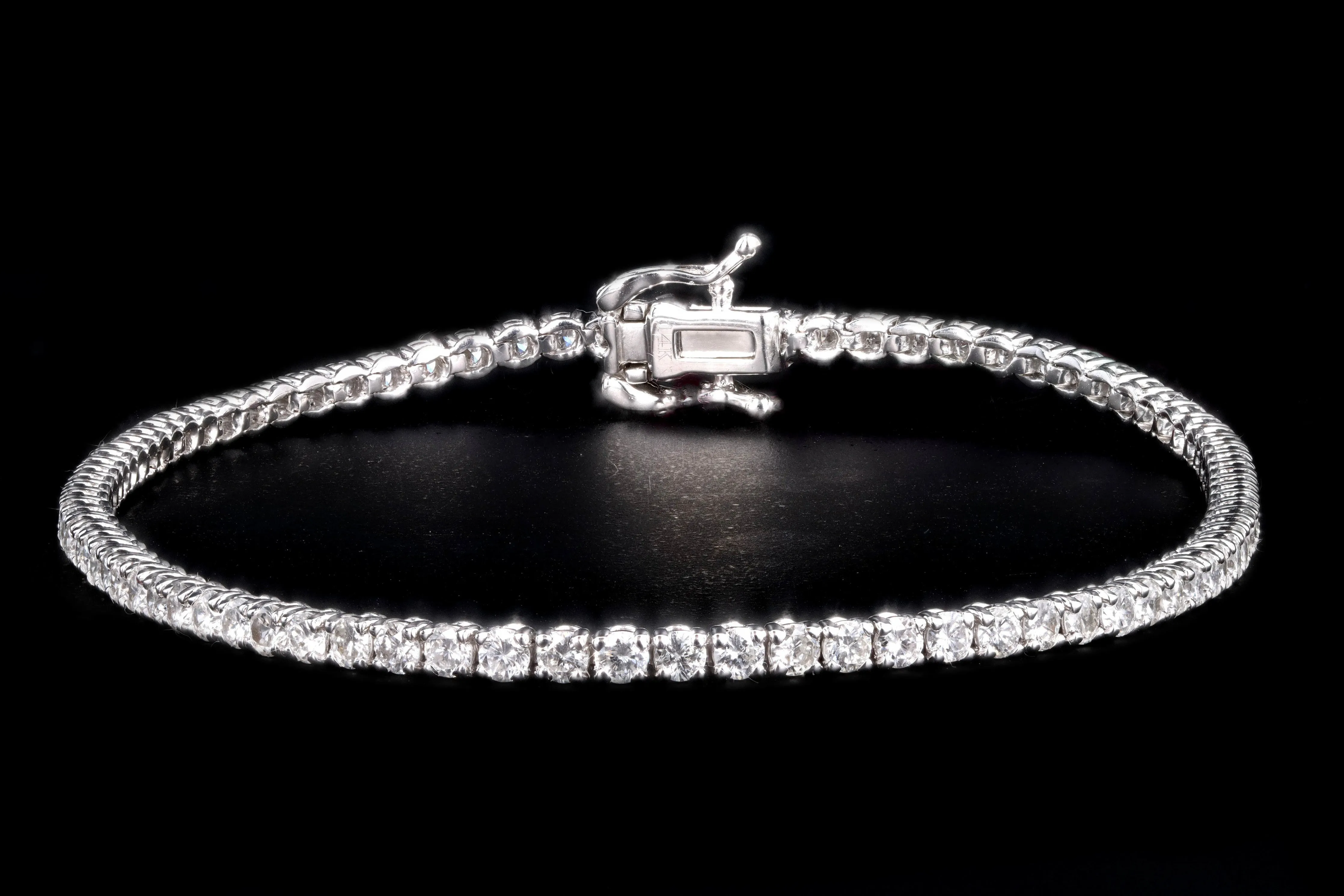 New 14K White Gold 2.37 Carat Round Brilliant Cut Diamond Tennis Bracelet
