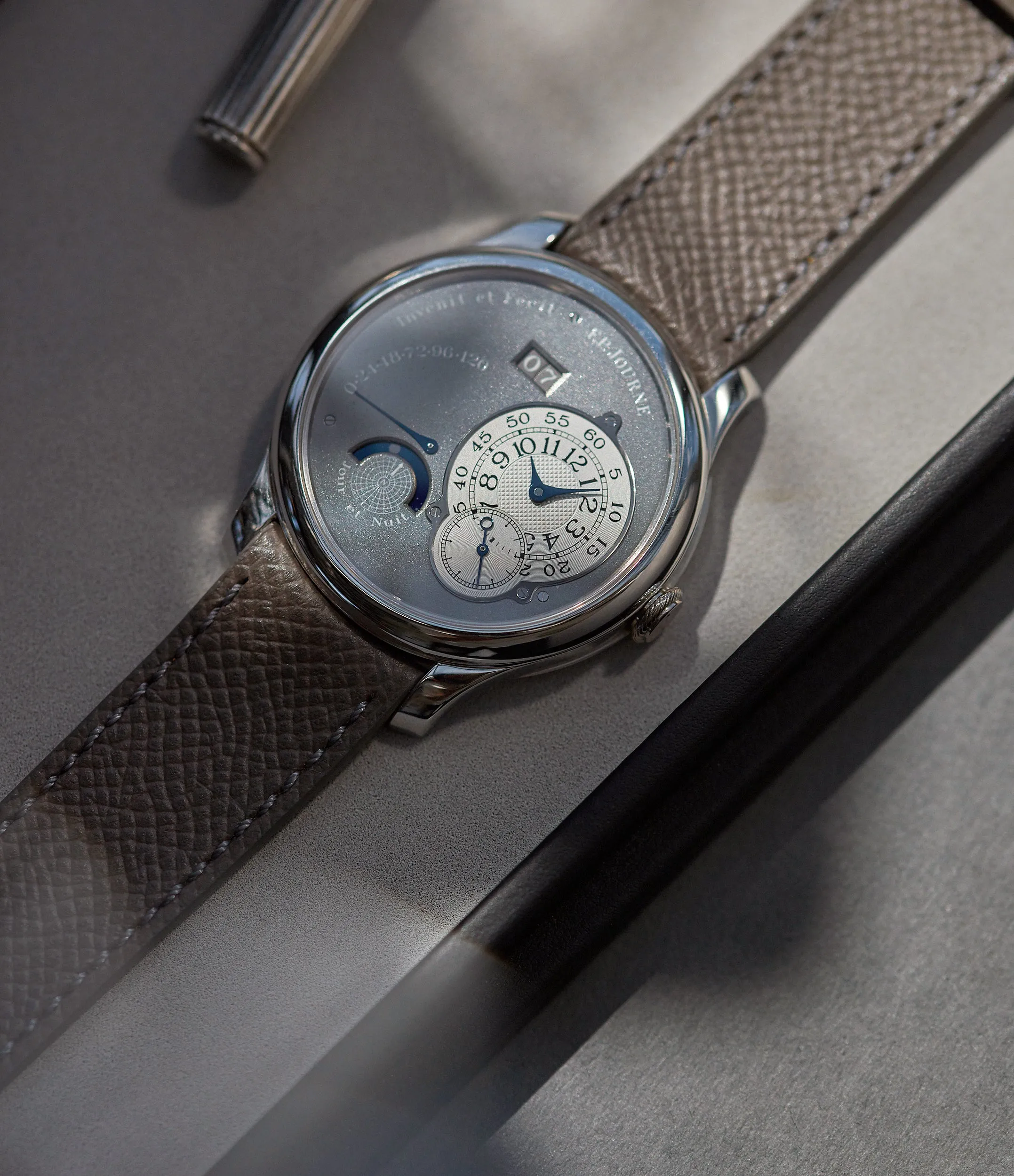 Octa Jour et Nuit | Ruthenium Dial | 40mm | Platinum