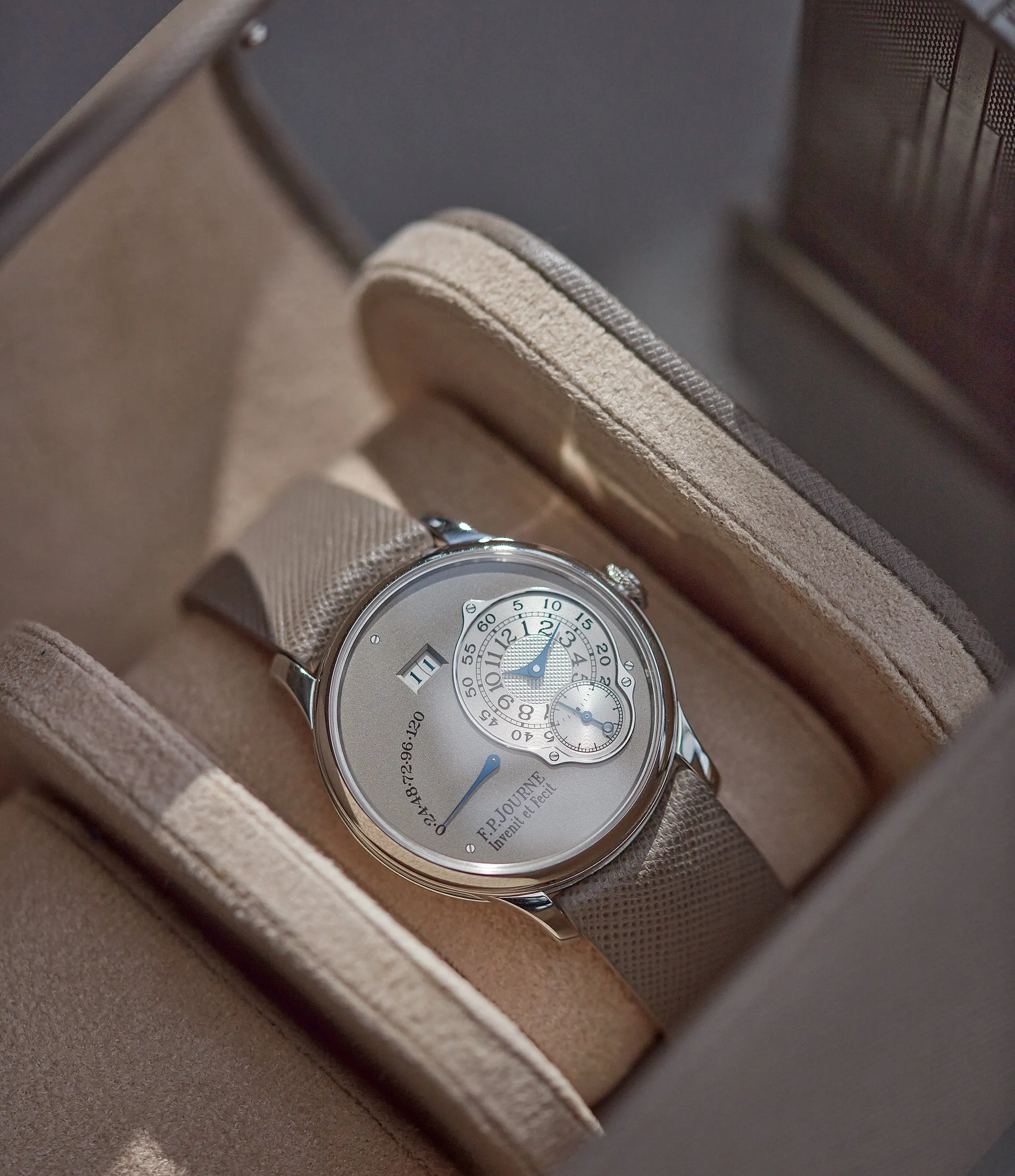 Octa Réserve Marche | 38mm | Platinum