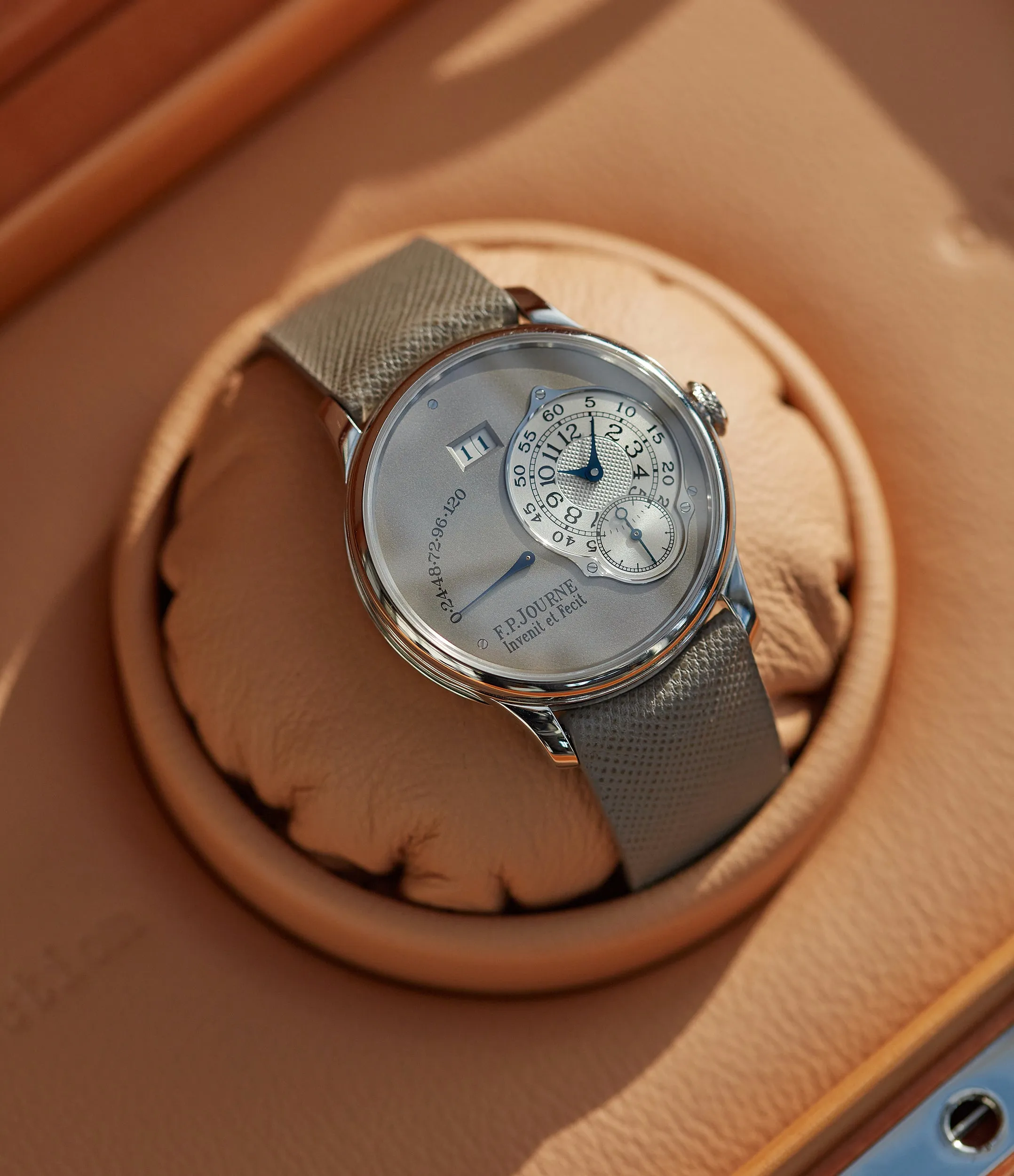 Octa Réserve Marche | 38mm | Platinum