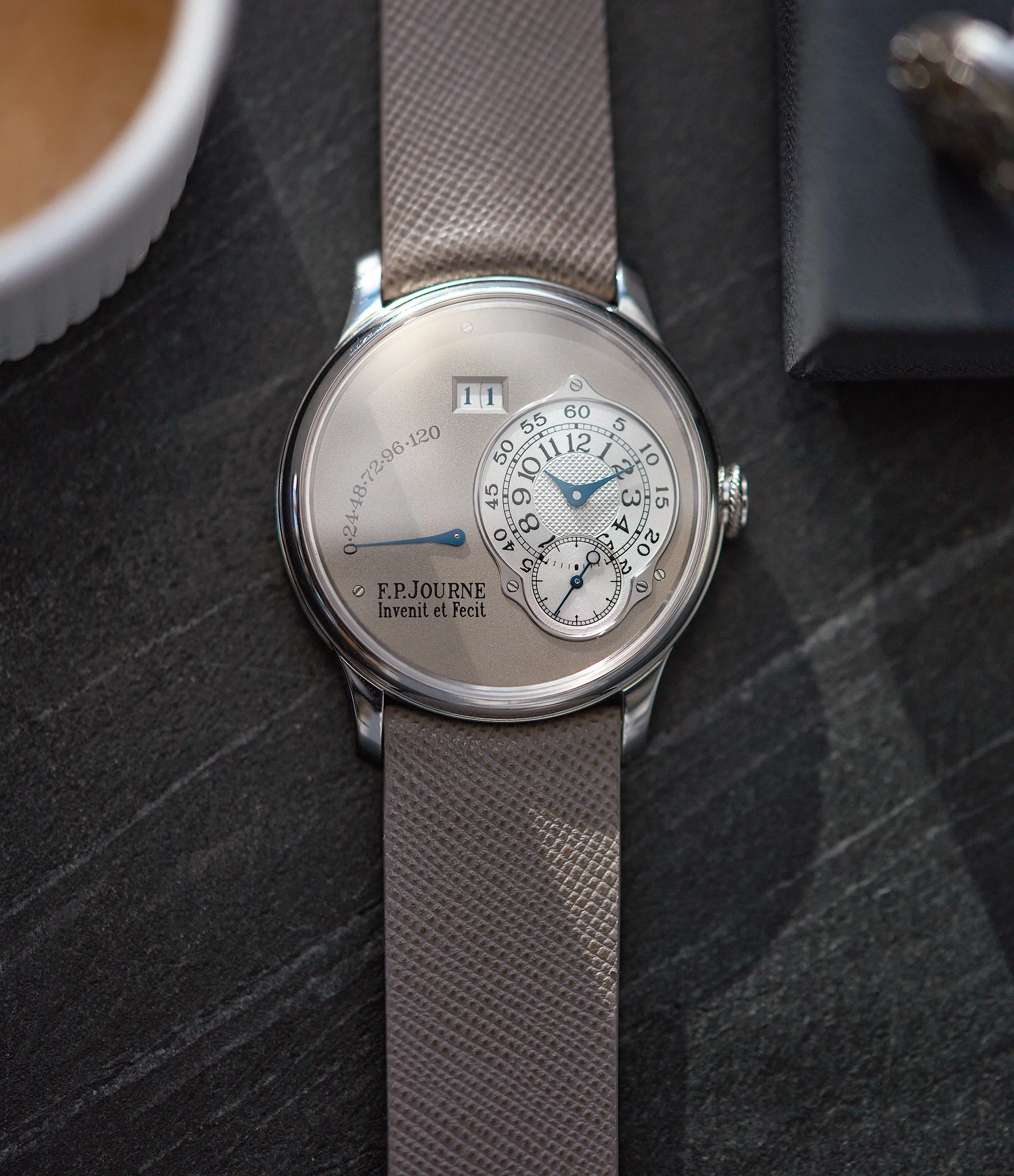 Octa Réserve Marche | 38mm | Platinum