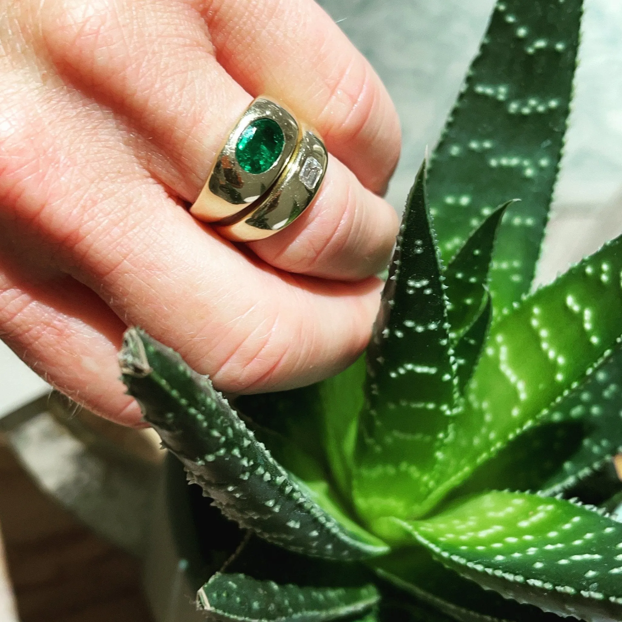 Oval Emerald Dome Ring