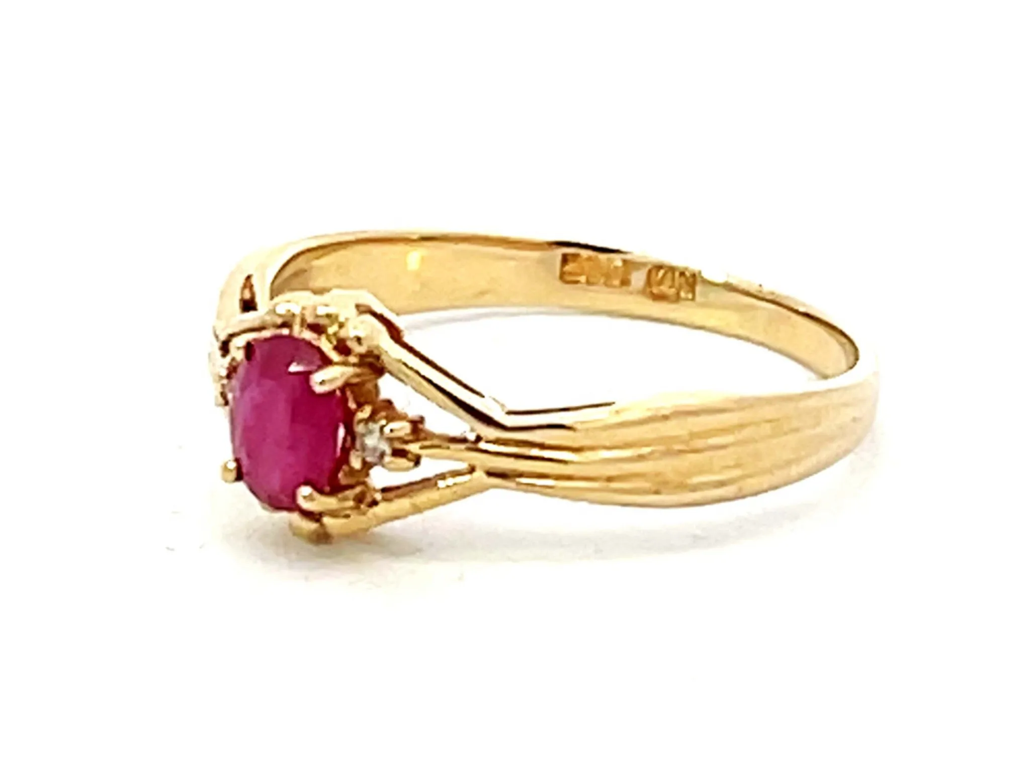 Oval Red Ruby Diamond Ring in 14k Yellow Gold