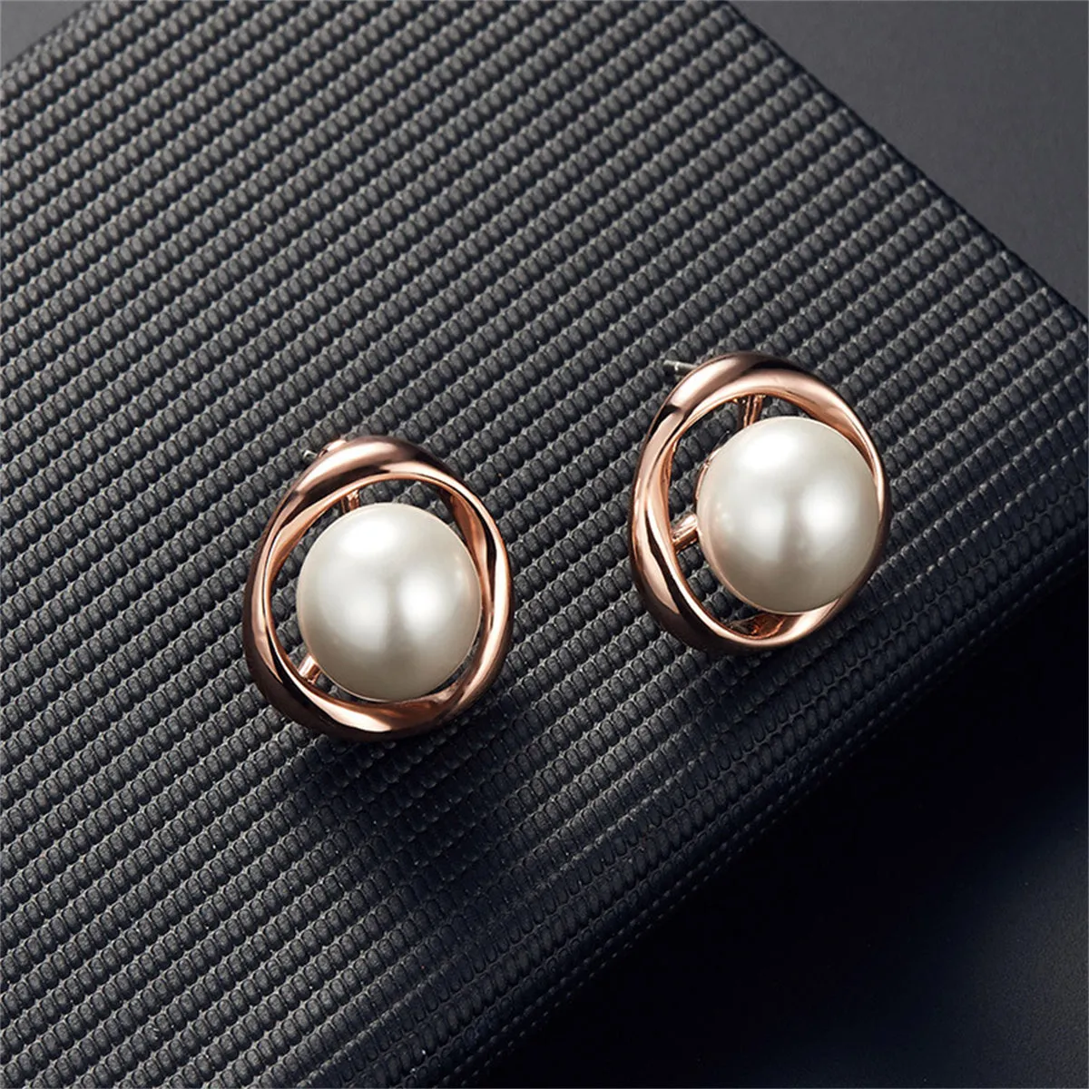 Pearl & 18K Rose Gold-Plated Stud Earrings & Pendant Necklace