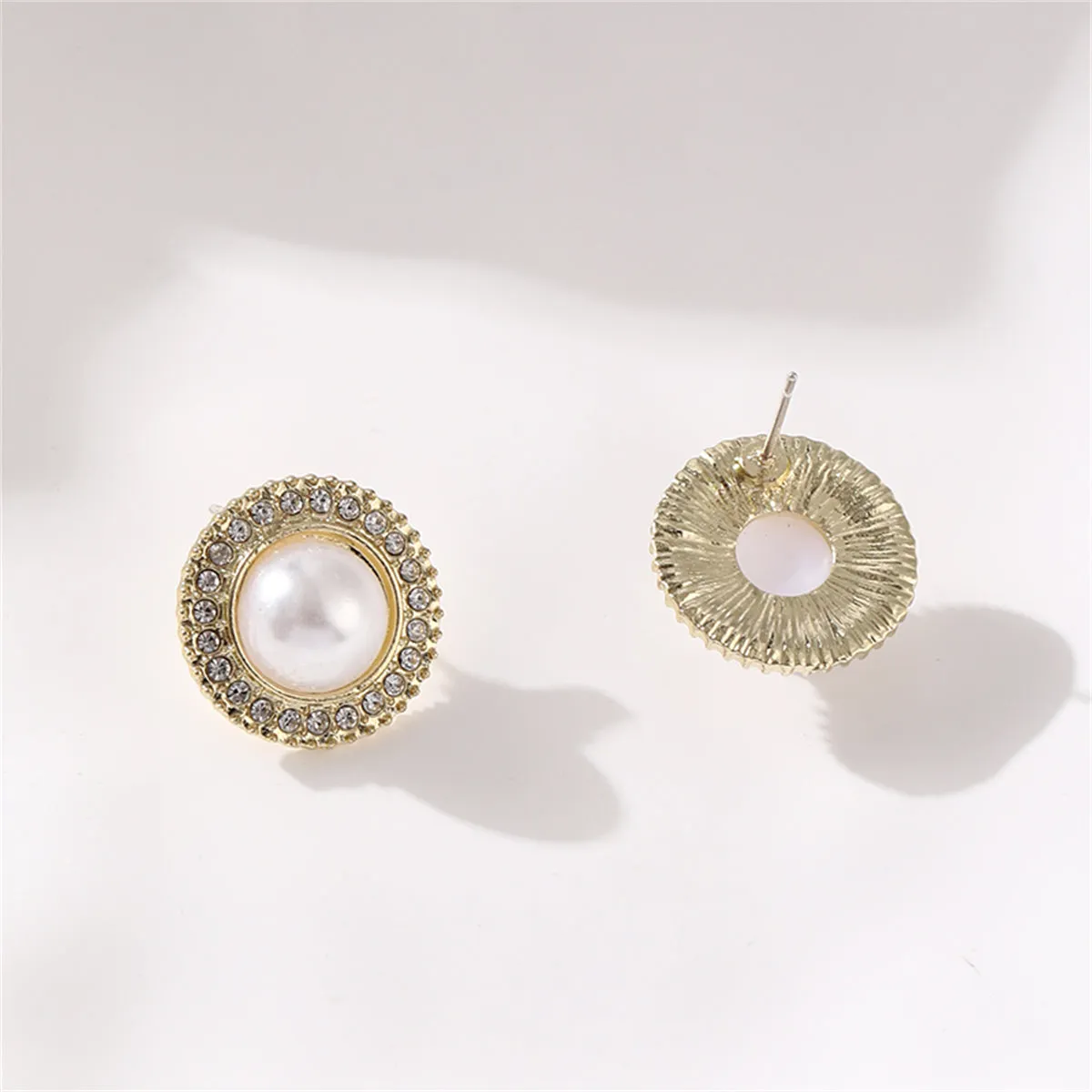 Pearl & Cubic Zirconia 18K Gold-Plated Halo Round Stud Earrings