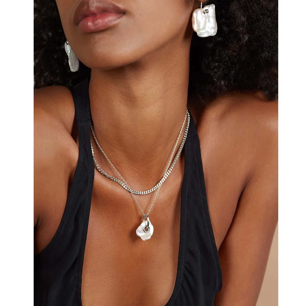 Pearl Bracket Earring in Silver