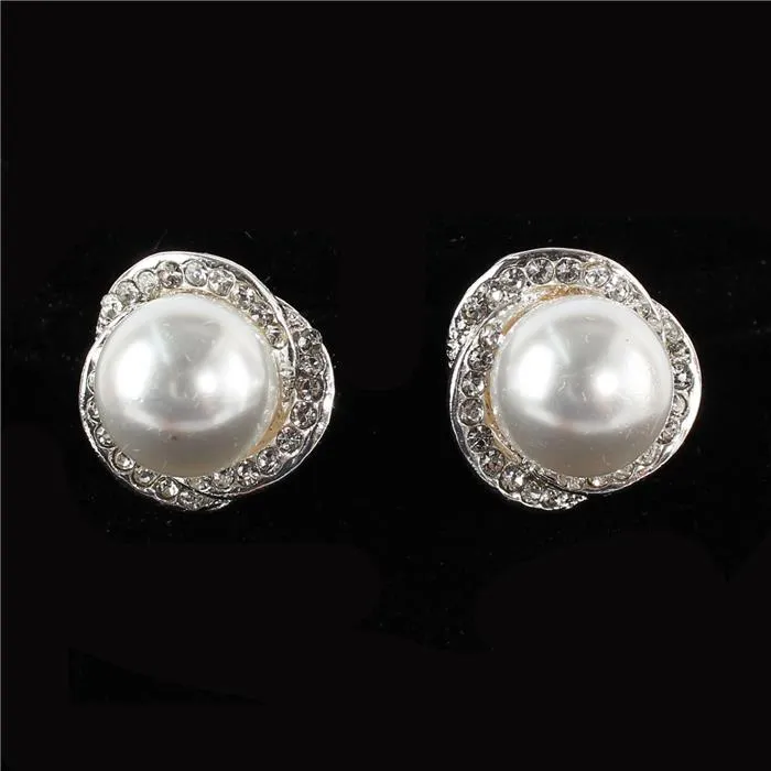 Pearl Earring