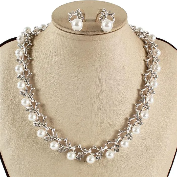 Pearl Necklace Set