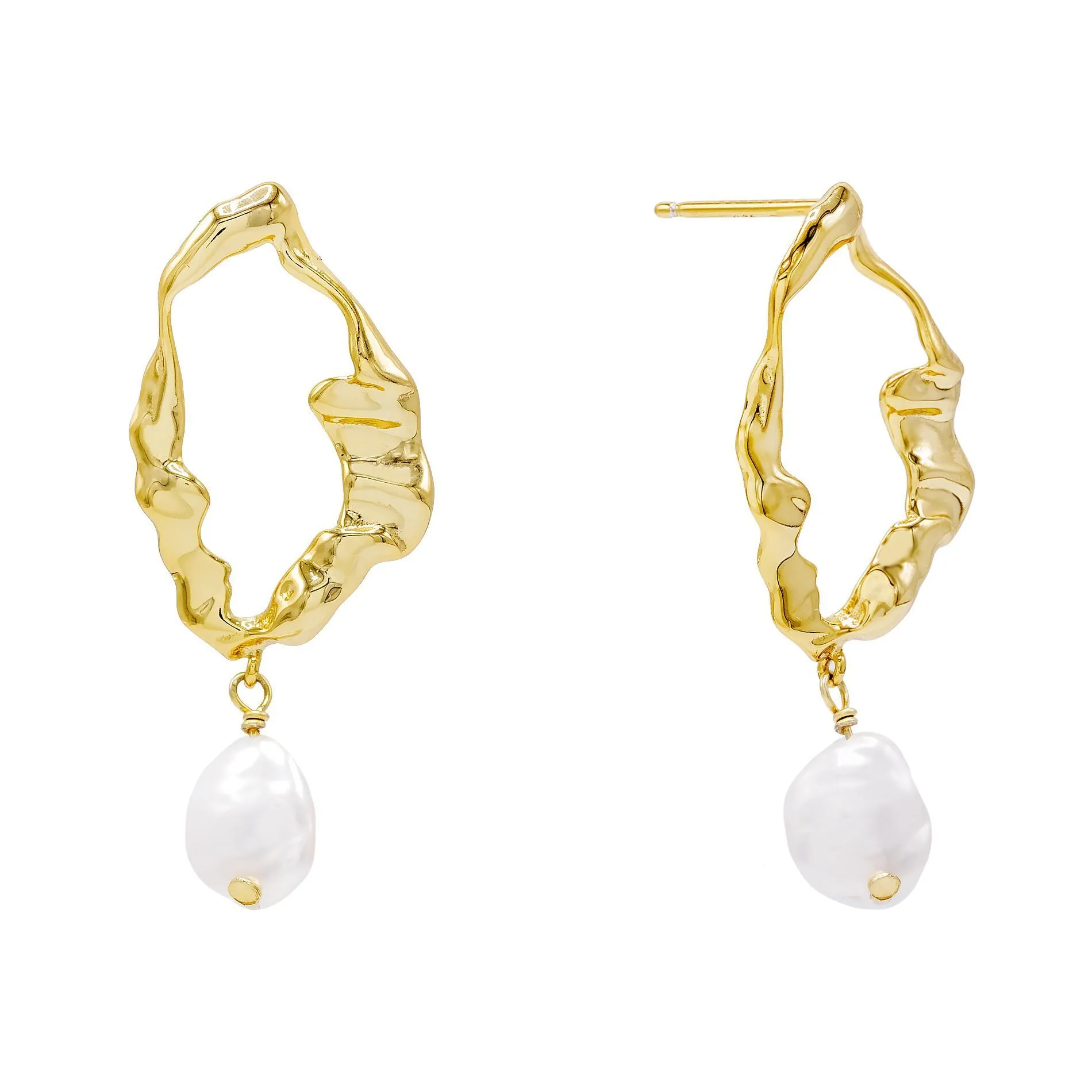 Pearl Wavy Stud Earring