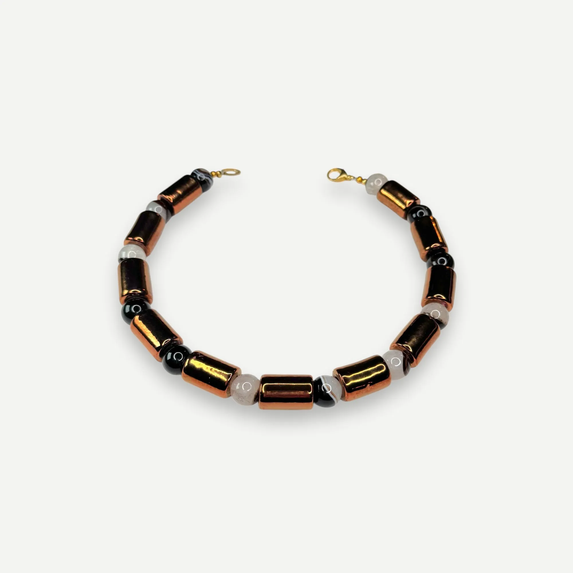 PENNY & AGATE SUNDRY.  BEAD FIVE.
