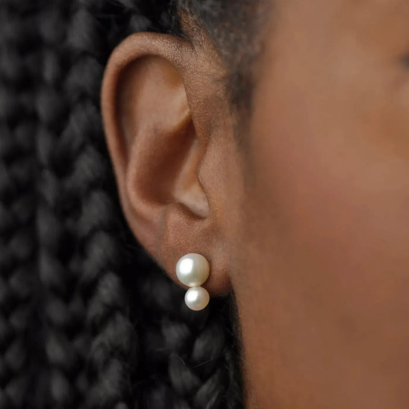 Pila Pearl Earrings