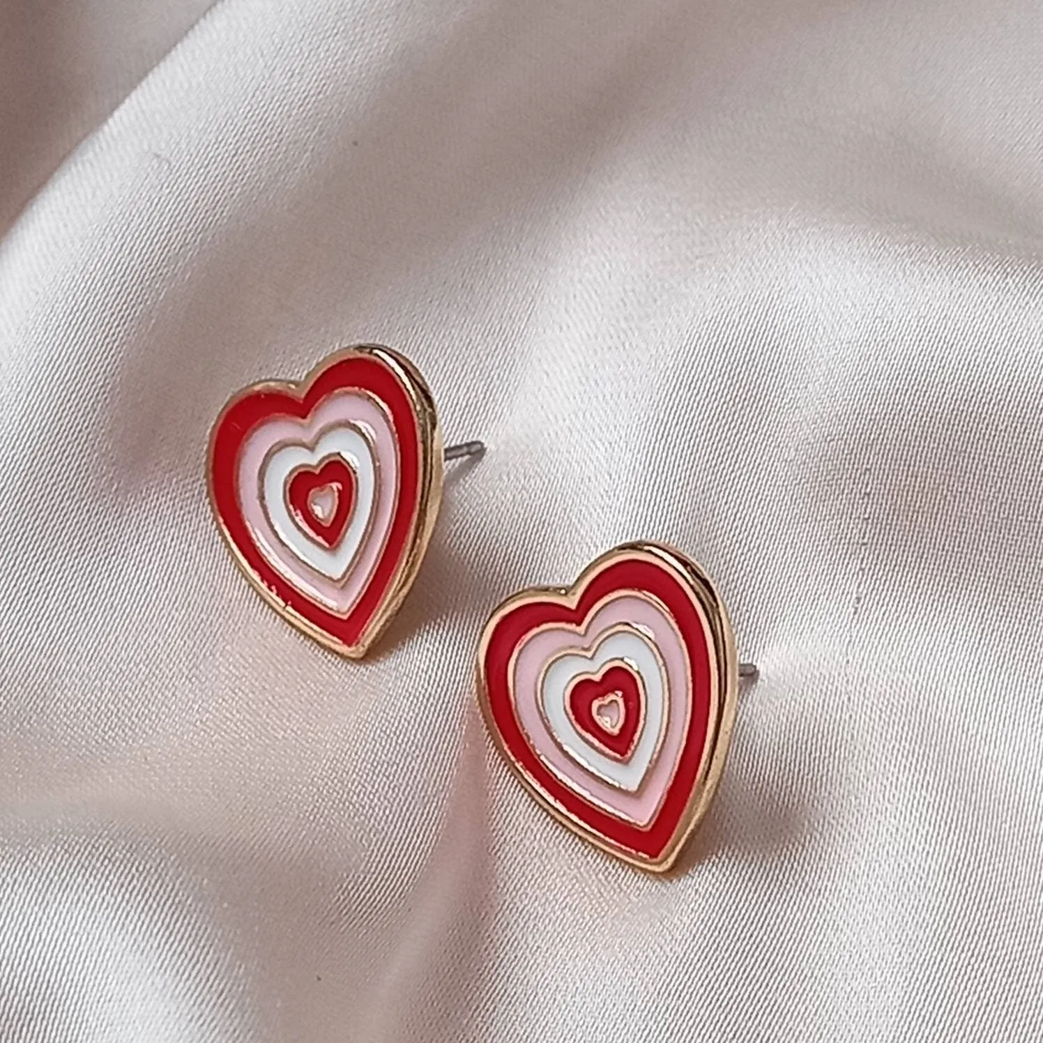 Pink & Gold Retro Heart Stud Earrings -  Pink 70's Style Earrings,Vintage Style,Pink Jewellery,Gold Earrings,Gold Heart Stud Earrings