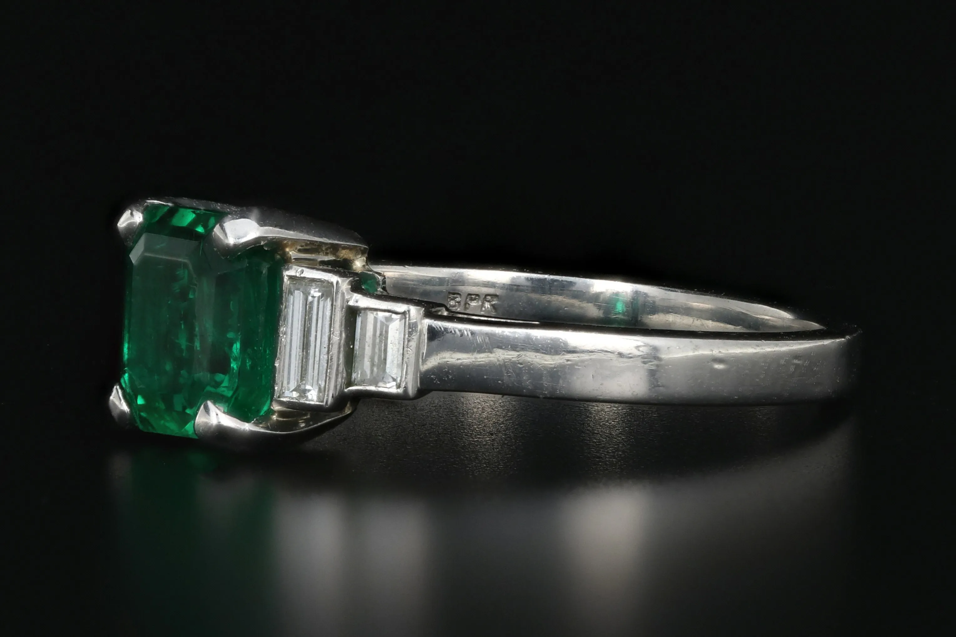 Platinum 1.28 Carat Colombian Emerald GIA Certified