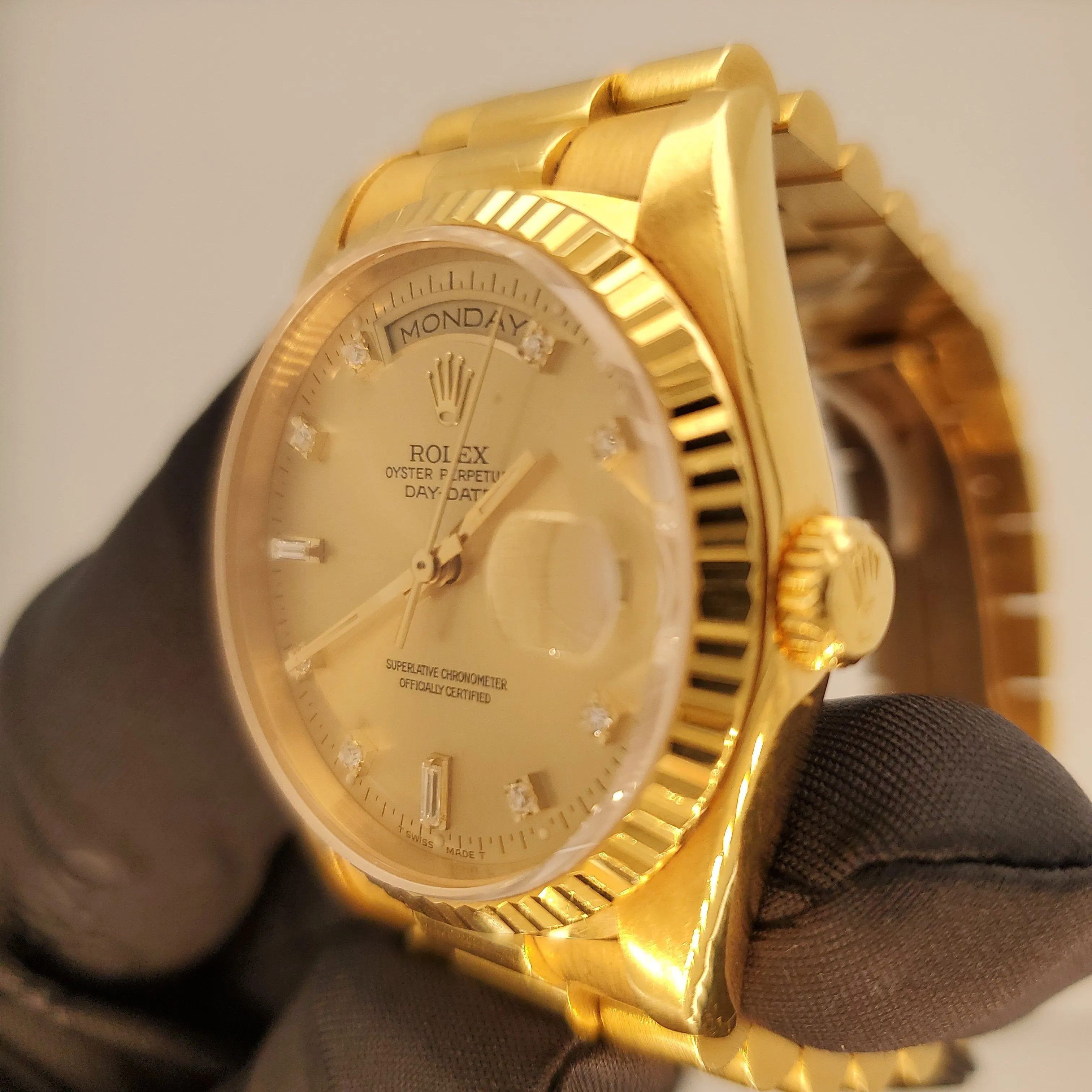 Rolex Day Date 18238 President Diamond Dial Men's Watch