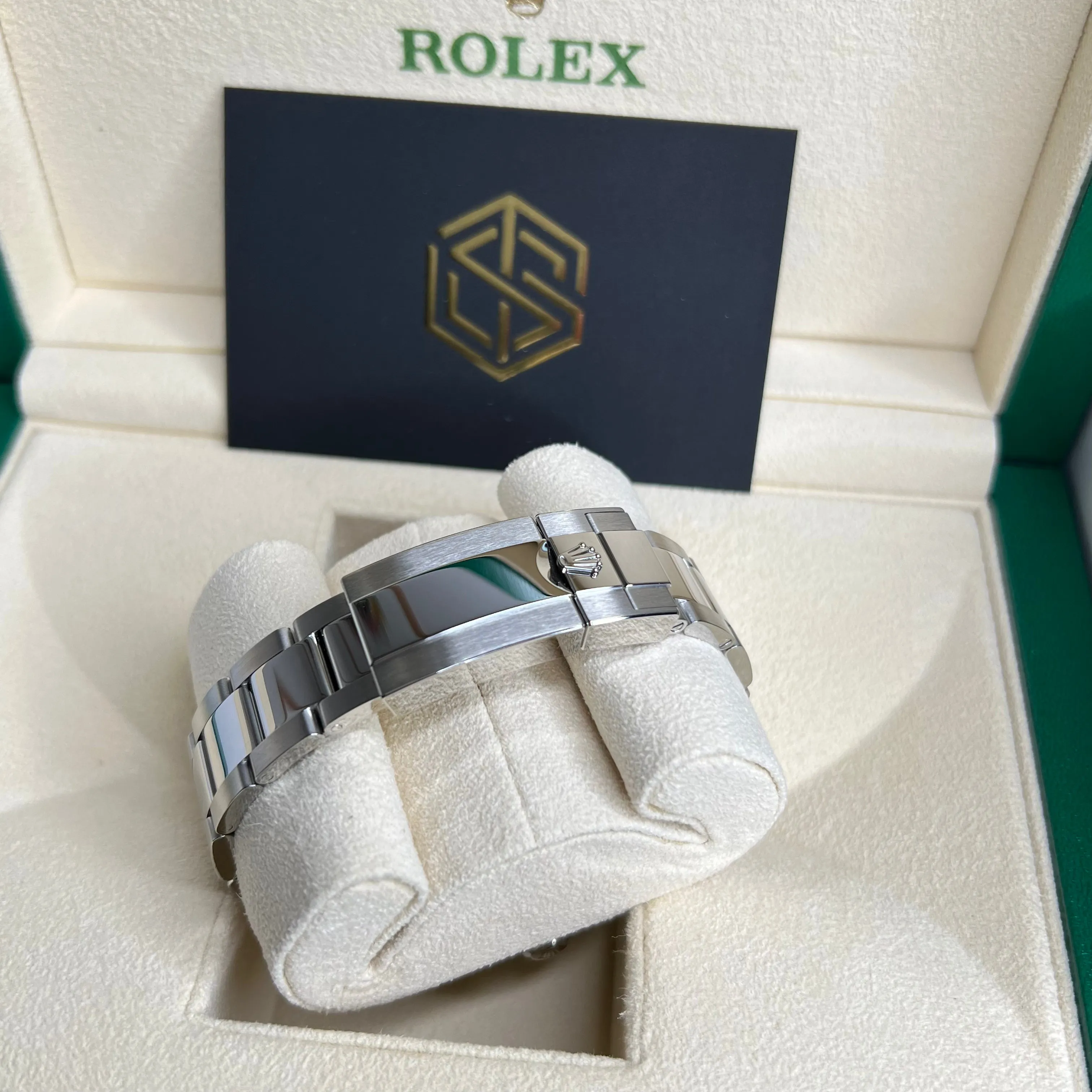 Rolex Yacht-Master 40 126622 Rhodium Dial 2022 Unworn Watch
