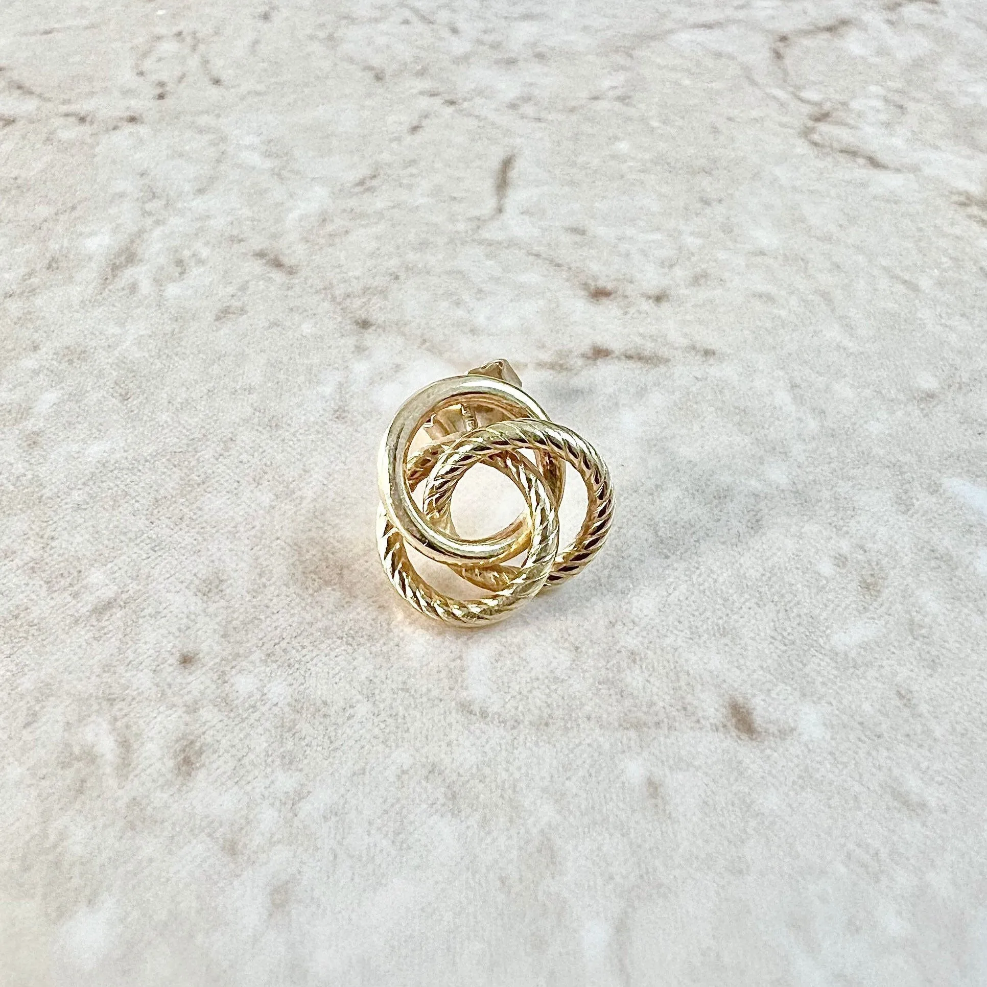 Single Vintage 14 Karat Yellow Gold Love Knot Stud Earring
