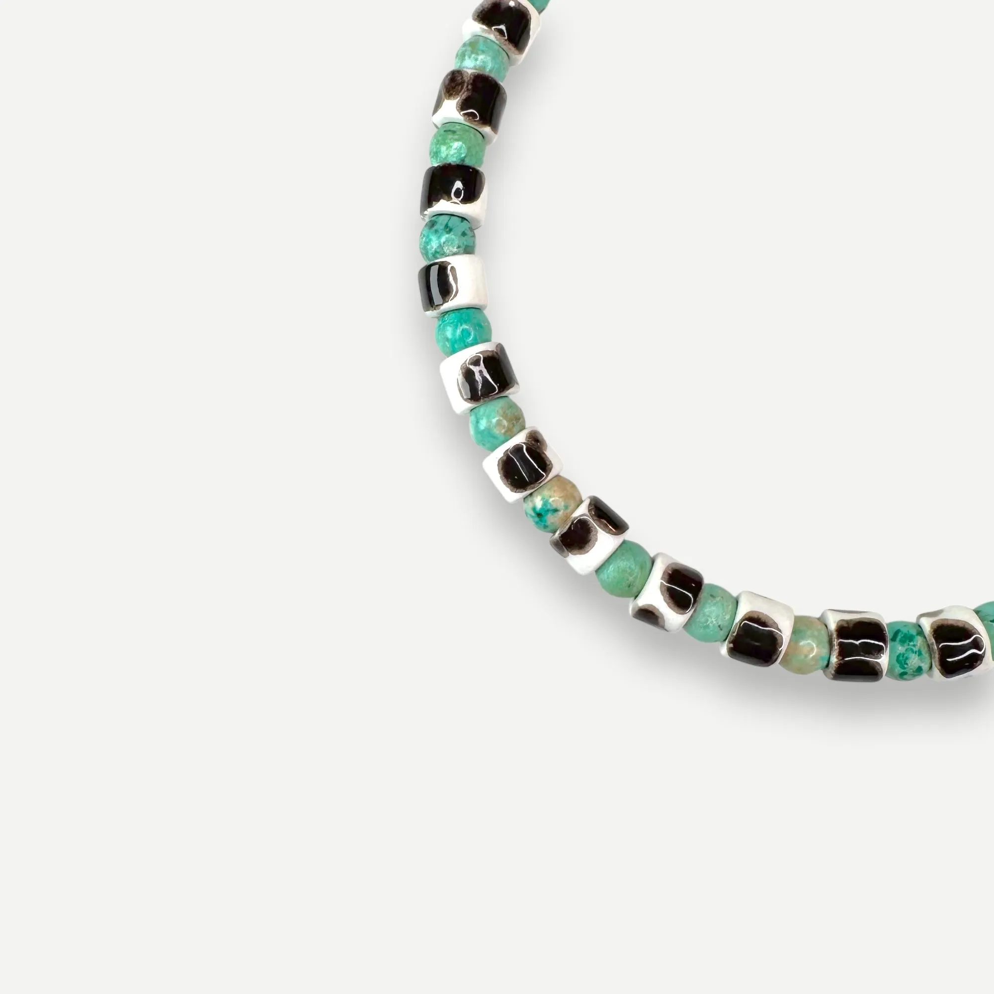 TORT & TURQ SUNDRY.  BEAD ONEL.