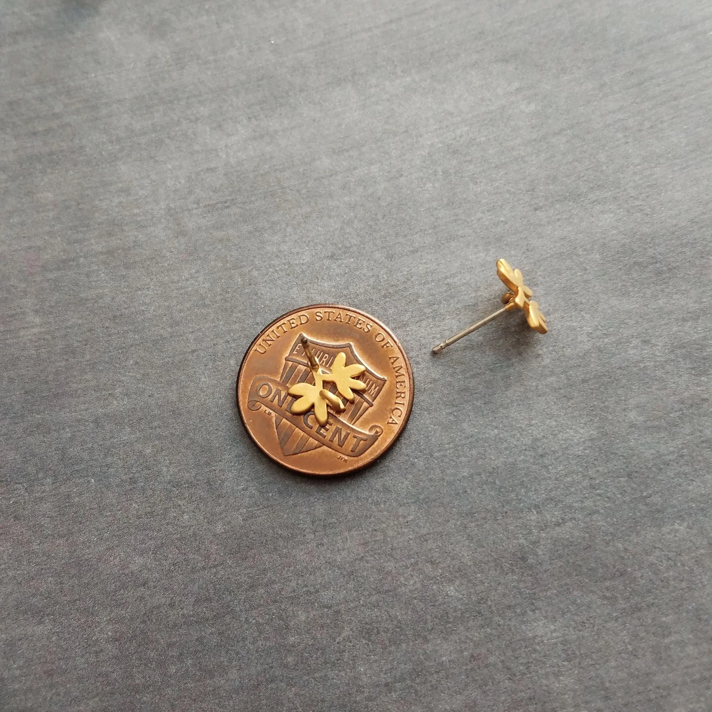 Tree Branch Earrings, matte gold stud earrings, tiny branch earring, leaf stud, sterling silver post, gold tree earrings, small branch studs
