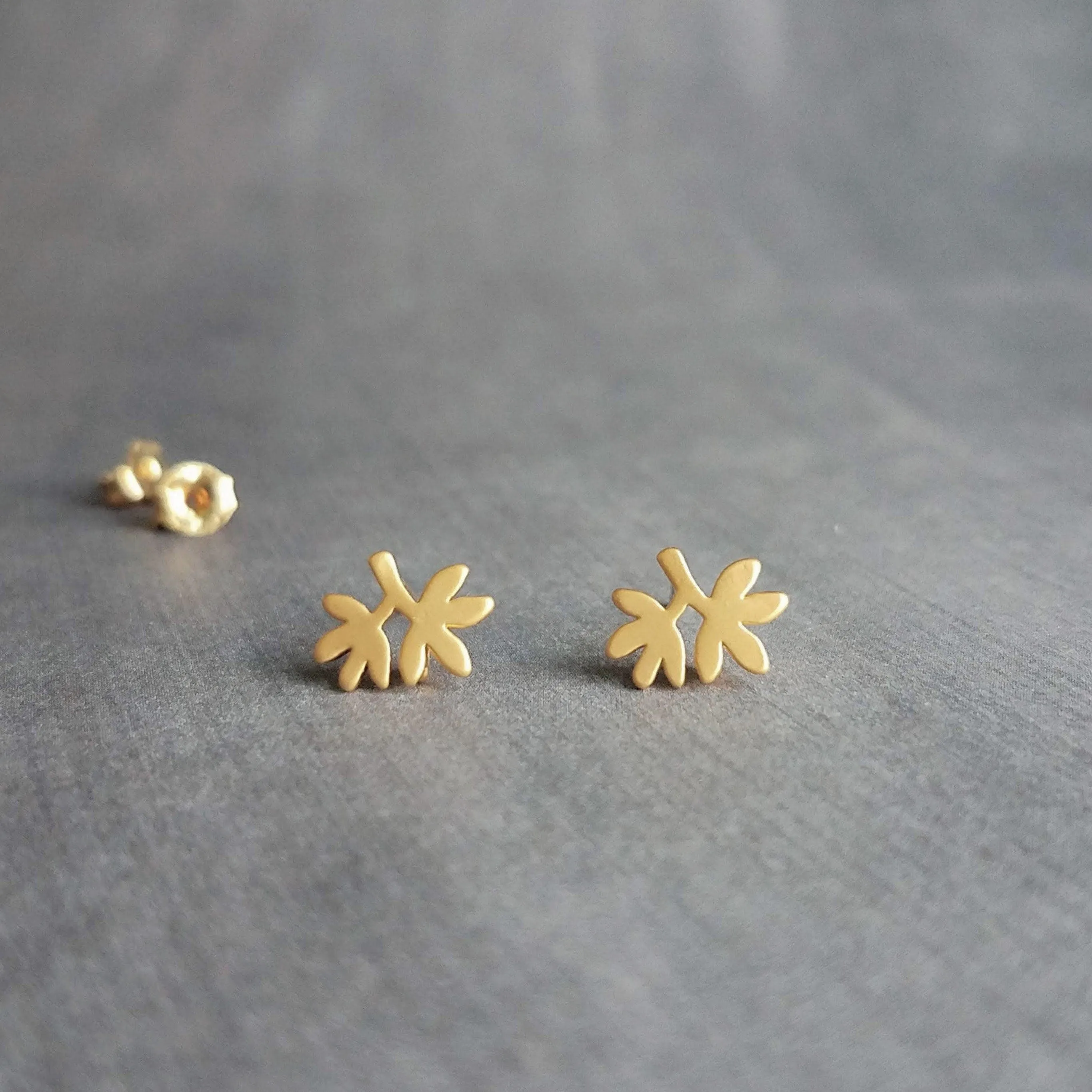 Tree Branch Earrings, matte gold stud earrings, tiny branch earring, leaf stud, sterling silver post, gold tree earrings, small branch studs
