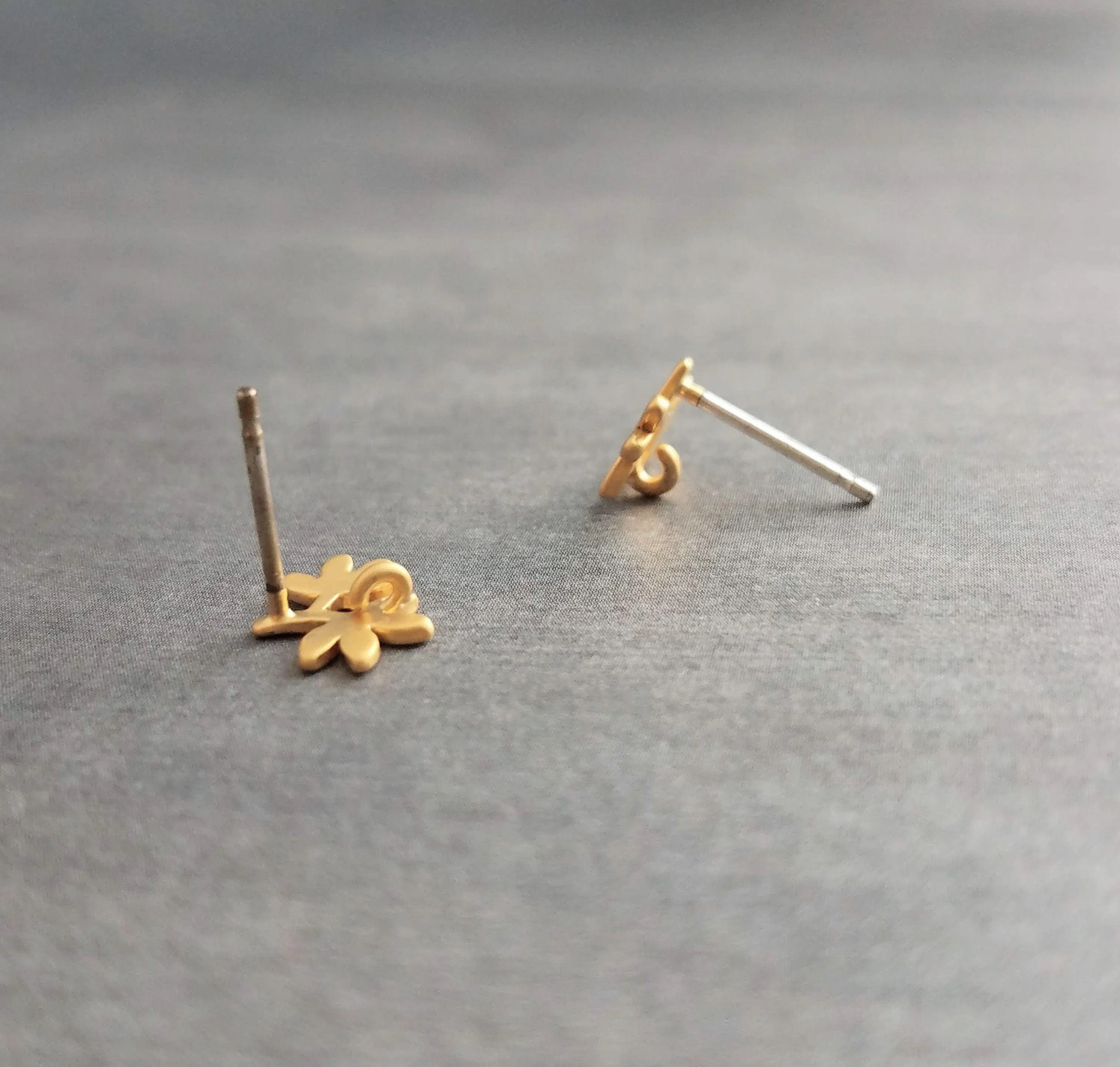 Tree Branch Earrings, matte gold stud earrings, tiny branch earring, leaf stud, sterling silver post, gold tree earrings, small branch studs