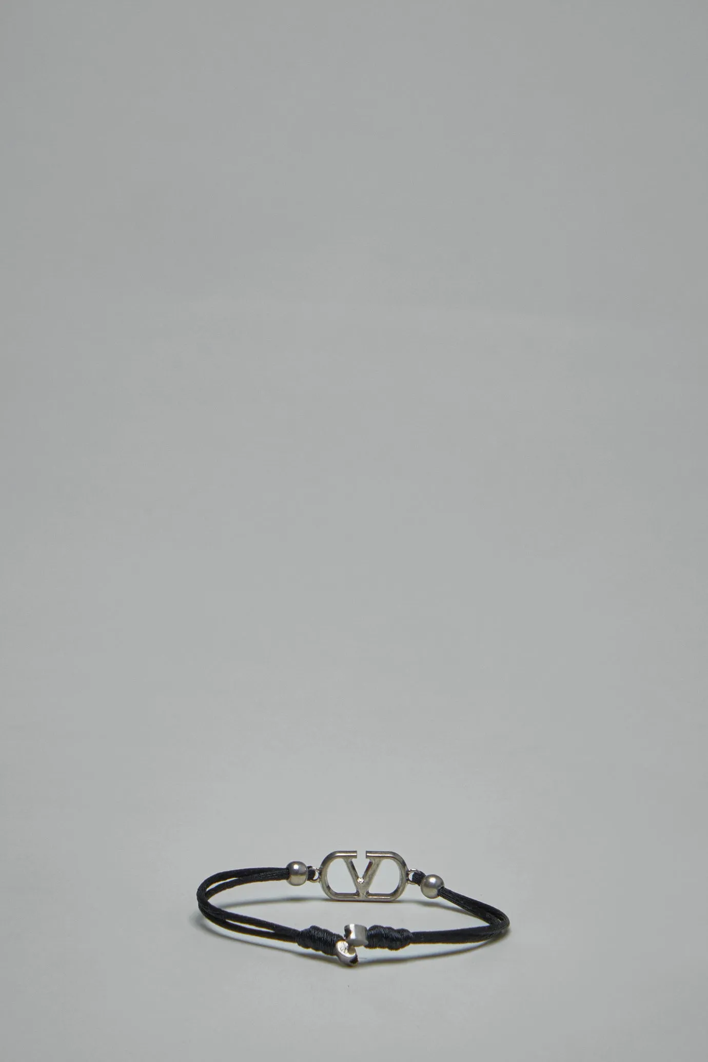 V-Logo Signature Cotton Bracelet black, silver