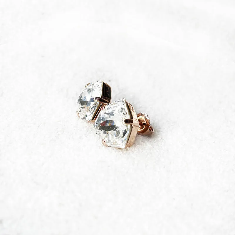 Vera Swarovski Stud Earrings