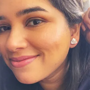 Vera Swarovski Stud Earrings