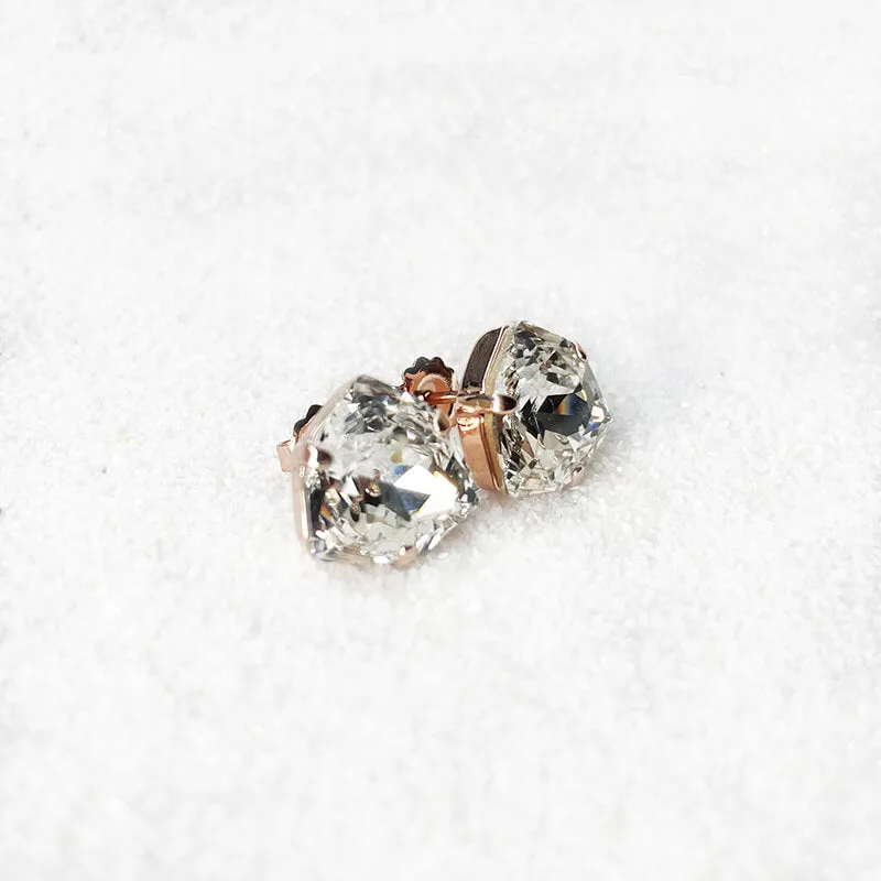Vera Swarovski Stud Earrings