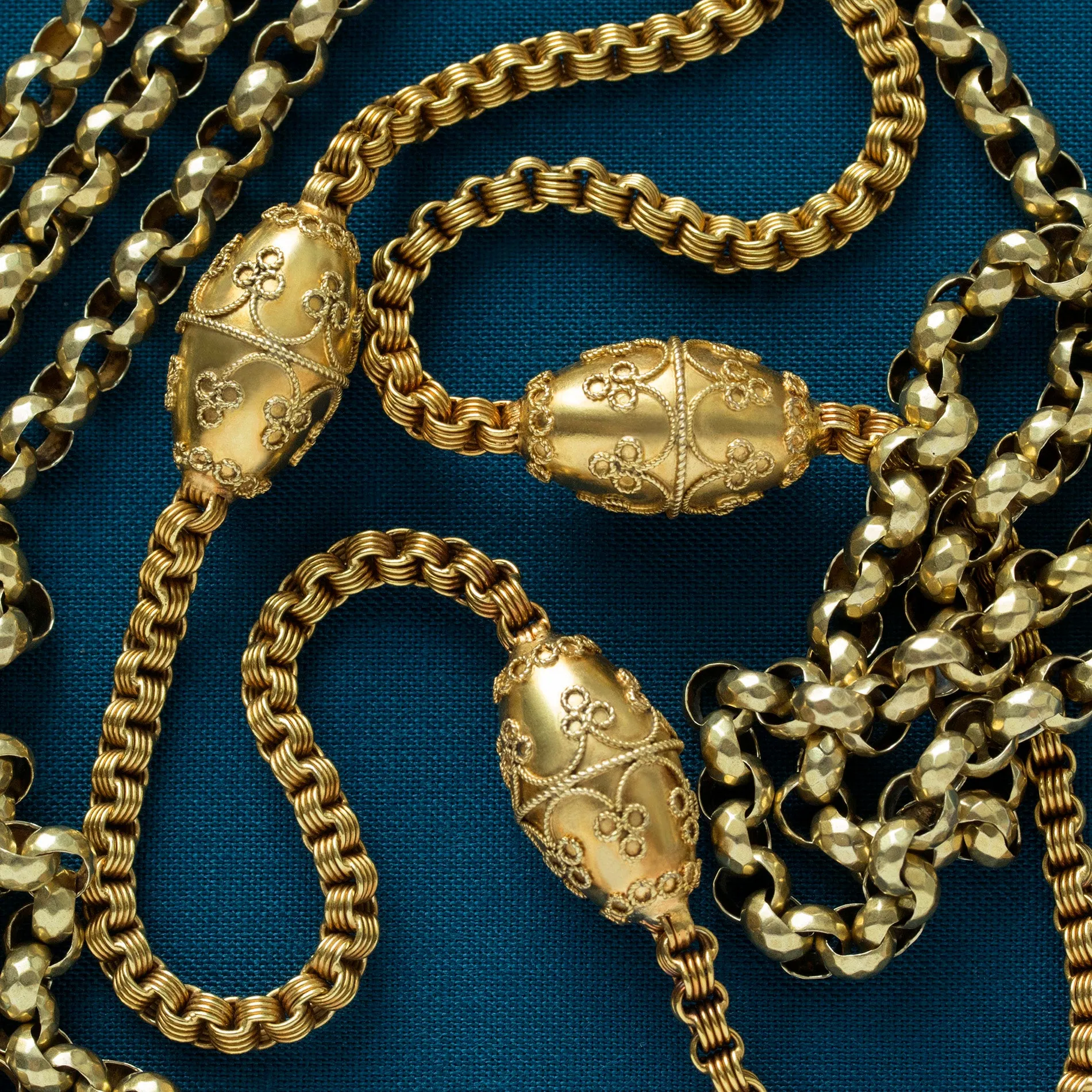 Victorian Etruscan Revival Gold Chain Necklace