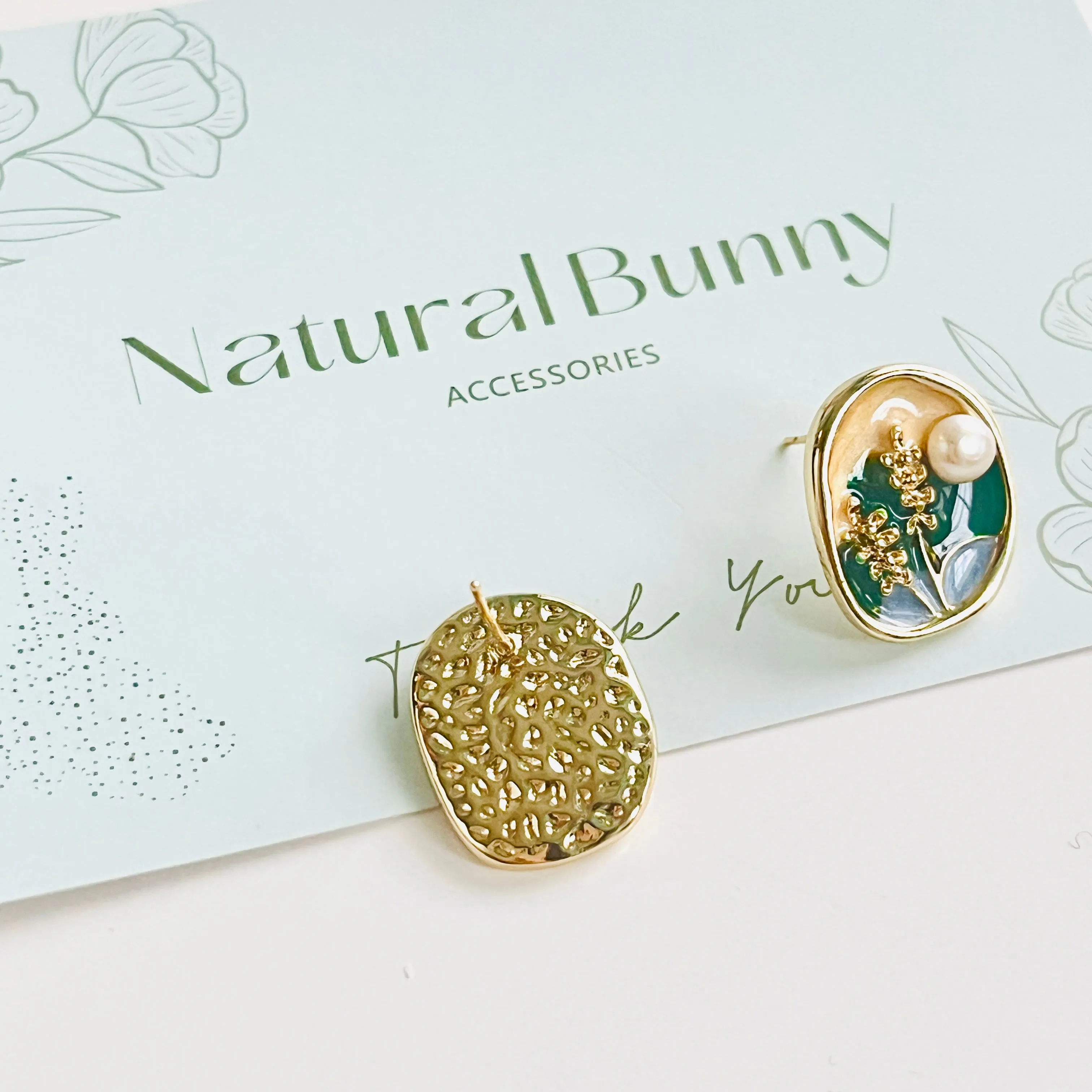 Wheat Pearl Stud Earrings