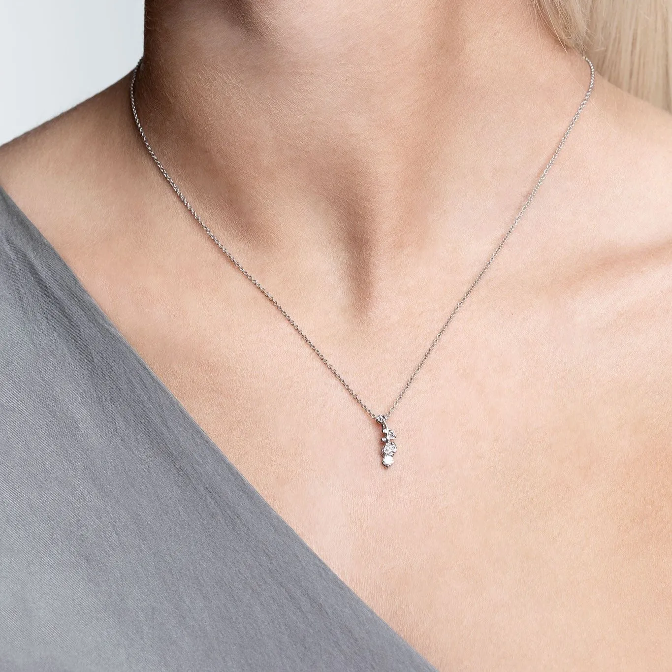 Women's diamond necklace